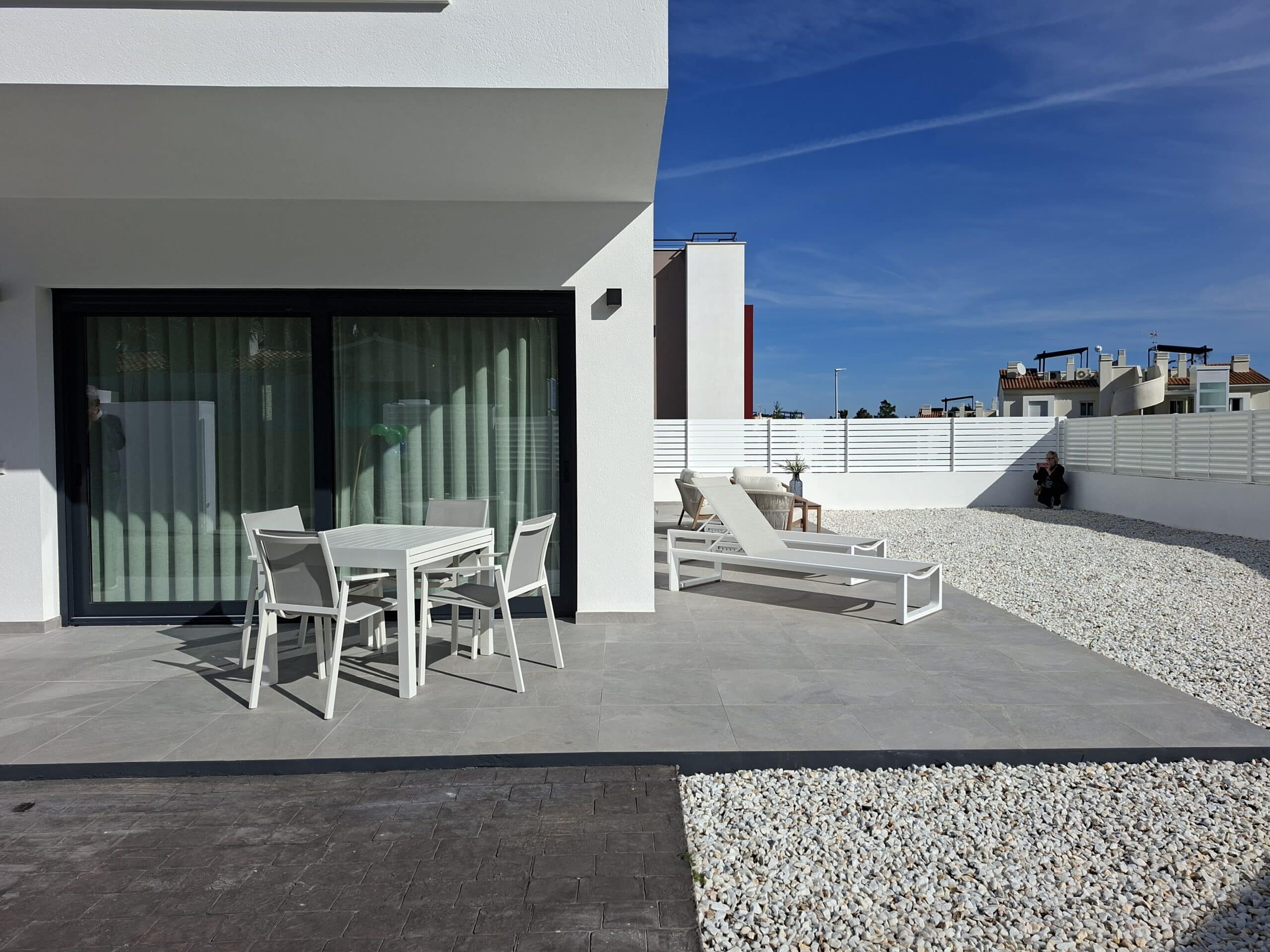 Romslig villa med utsikt over Montgó, bare et steinkast fra havet og sentrum av Denia.