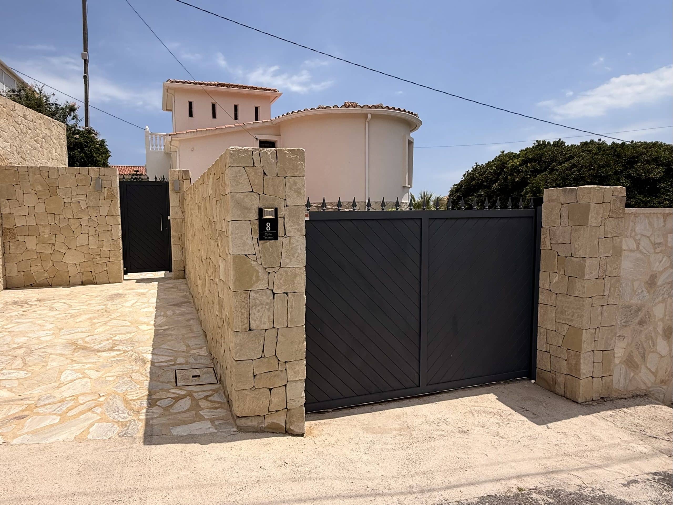 Exclusive mediterranean villa with spectaculars sea views