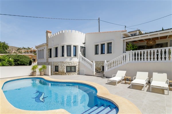 Exclusive mediterranean villa with spectaculars sea views