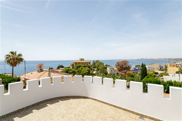 Exclusive mediterranean villa with spectaculars sea views