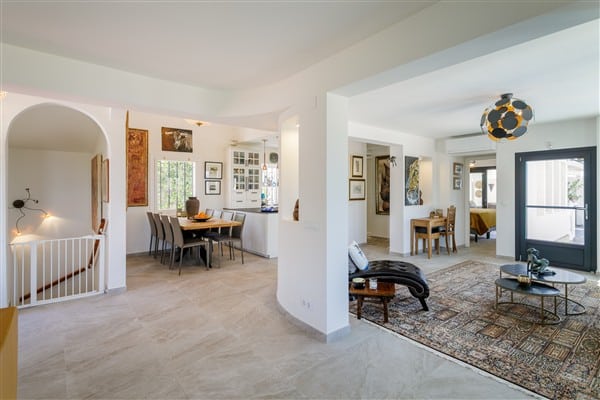 Exclusive mediterranean villa with spectaculars sea views